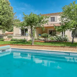 Le Jardin Des Delis Neuf En Provence Hébergement de vacances Saint-Saturnin-lès-Apt